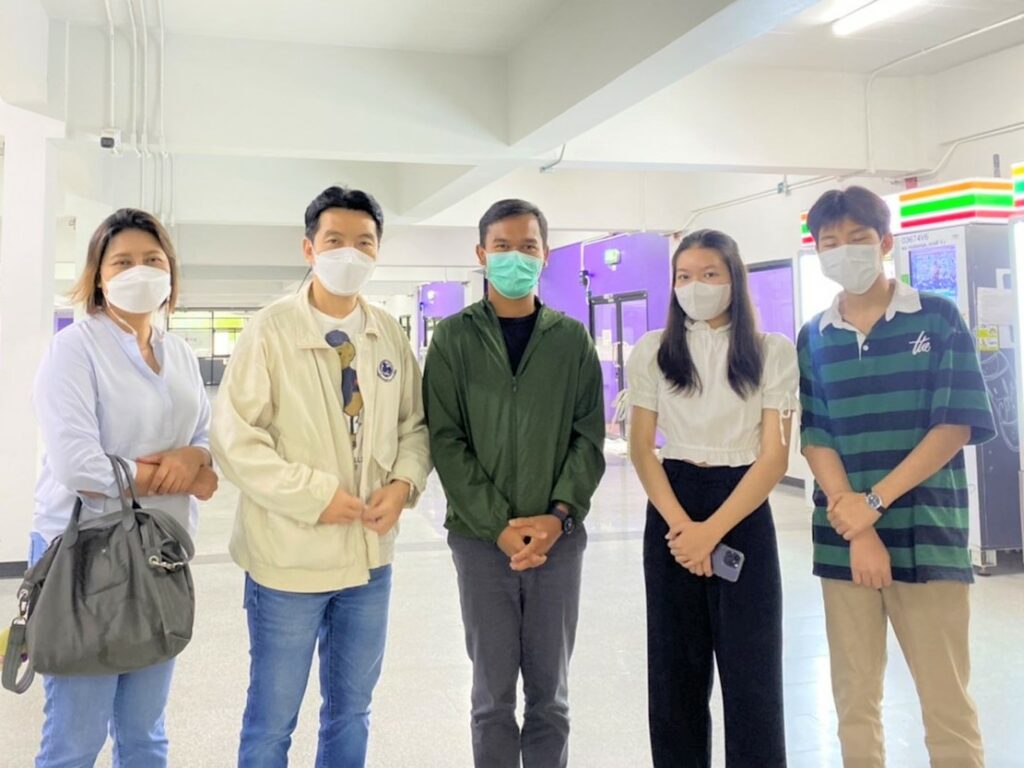 นำชมมหาวิทยาลัย