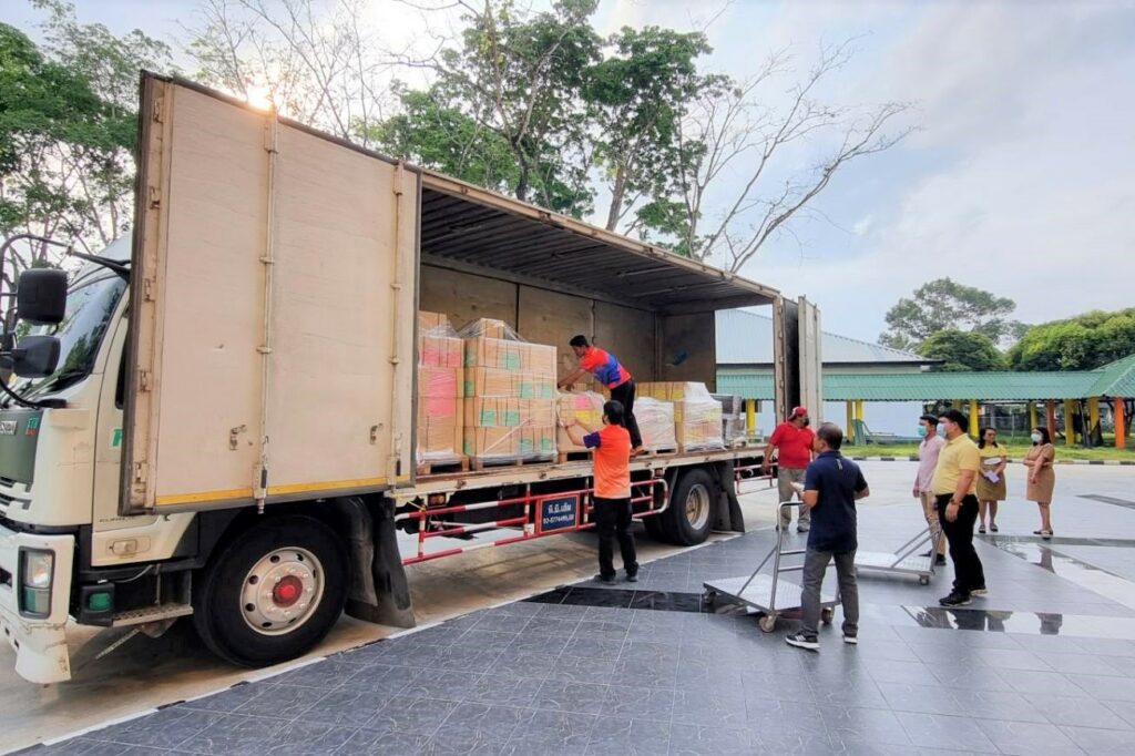 รับและจัดเก็บข้อสอบ A-level